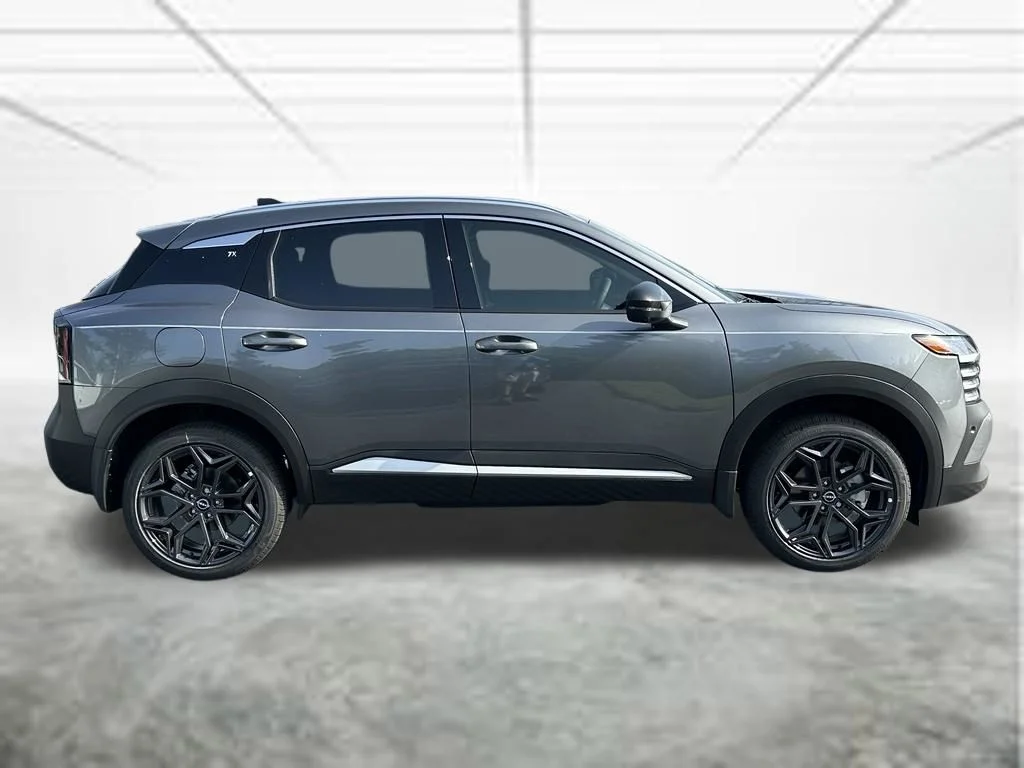 New 2026 Gun Metallic Nissan SR image 4