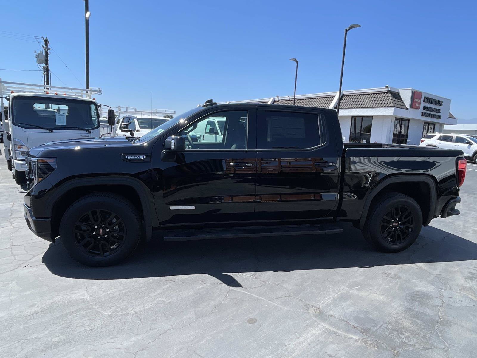 2026 GMC Sierra 1500 Elevation - Photo 8