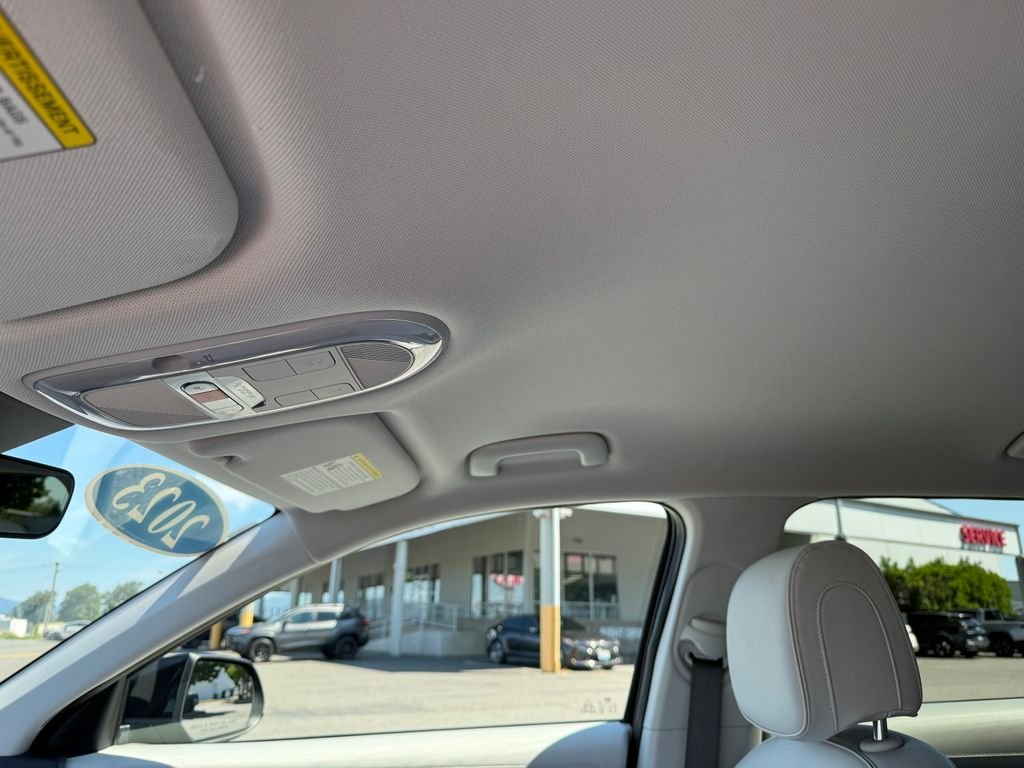 Used 2023 Black Hyundai SEL image 16
