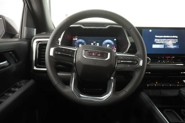New 2026 Sterling Metallic GMC Elevation image 22