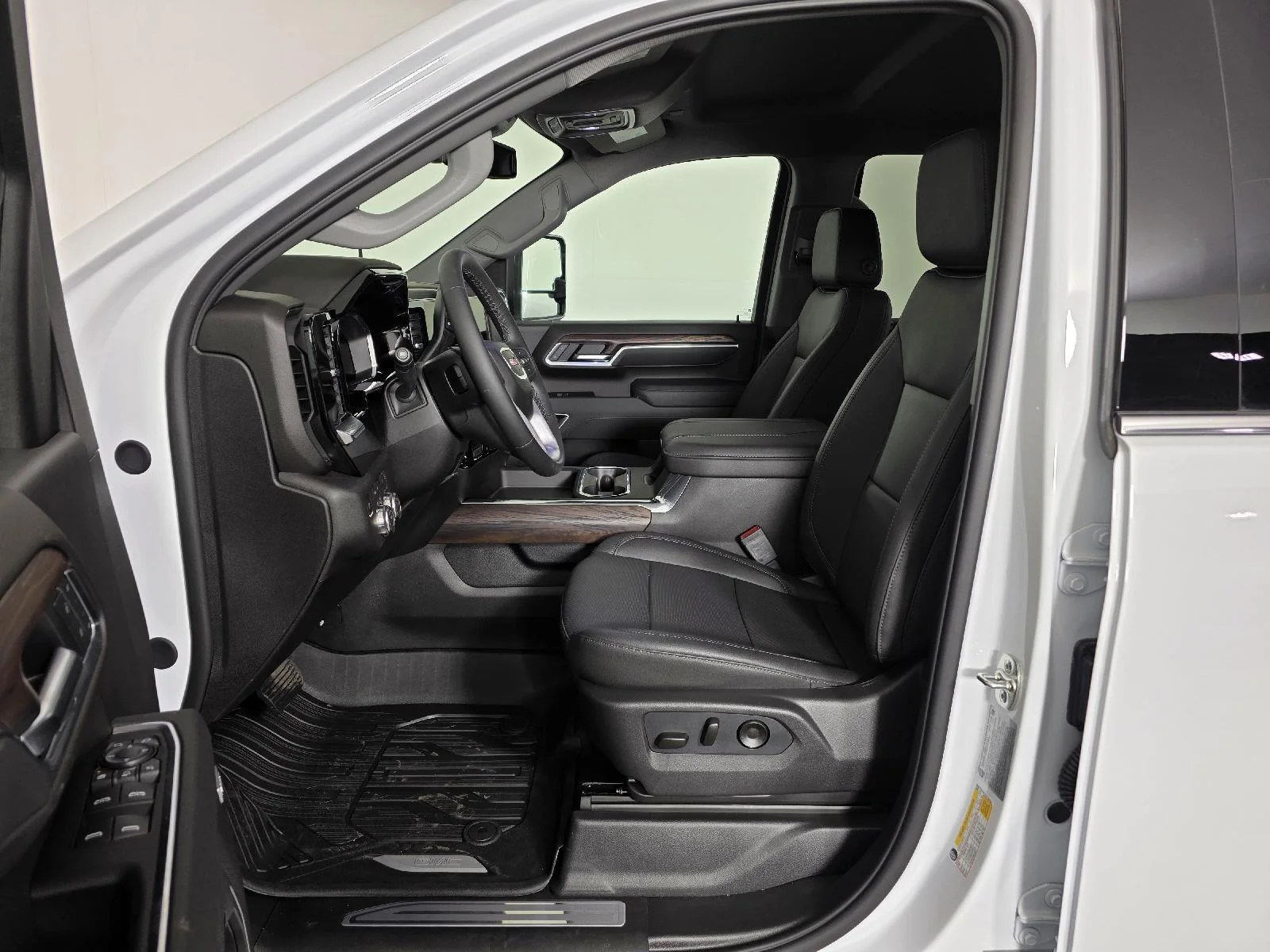 New 2026 Summit White GMC SLT image 12