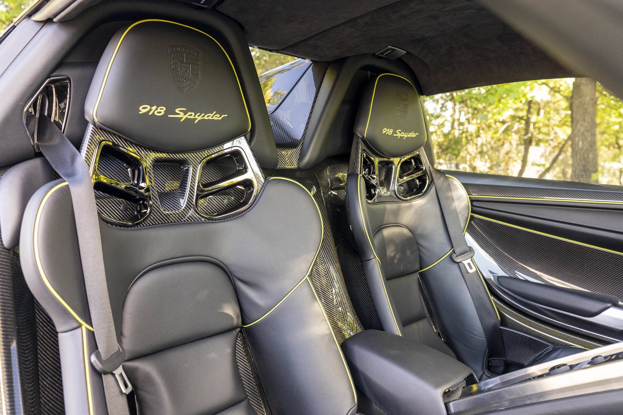 Used 2015 Black Porsche  image 68