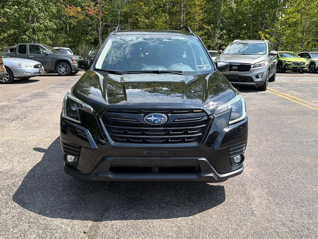 Used 2024 Crystal Black Silica Subaru Premium image 13