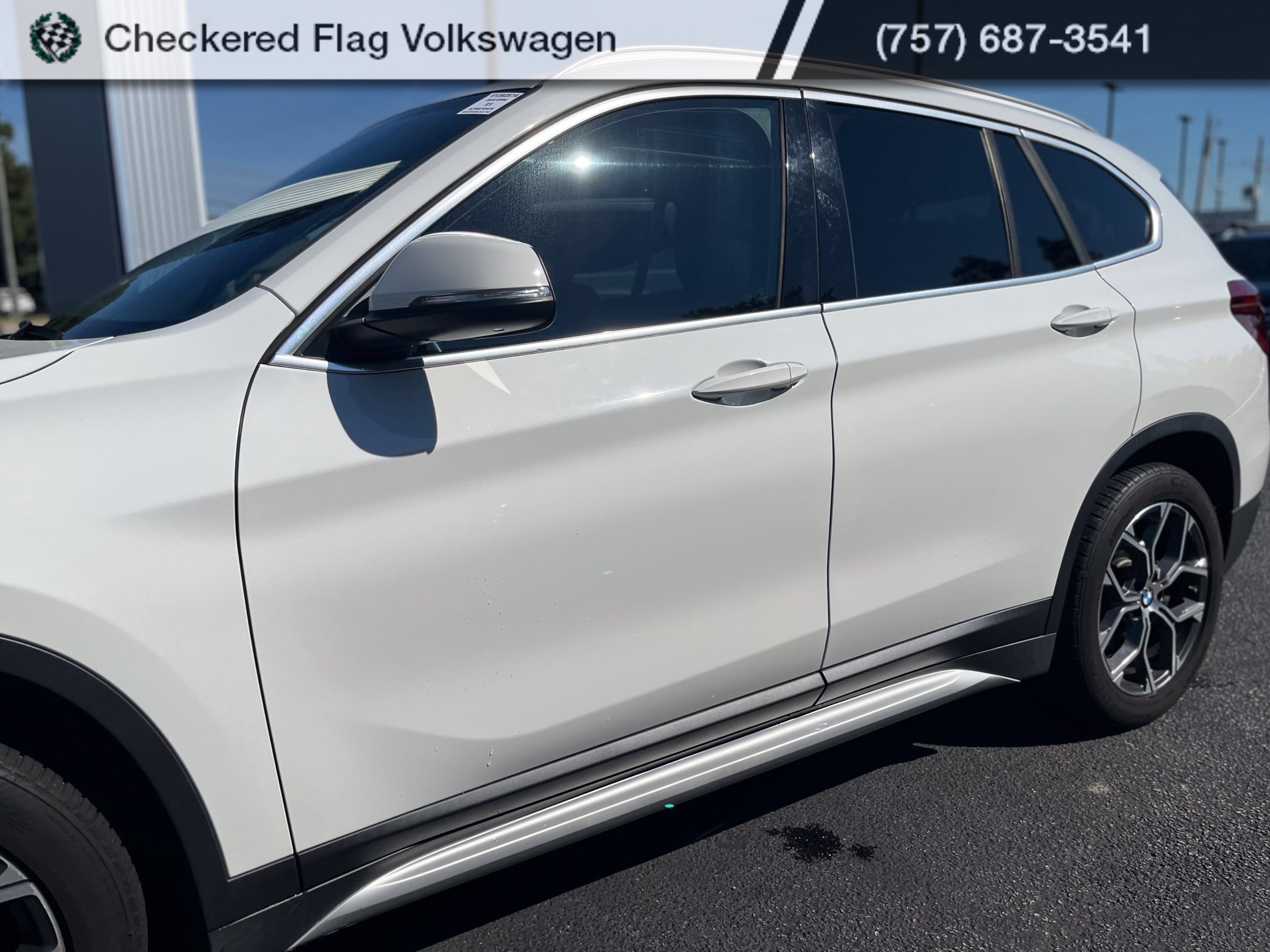 Used 2020 Alpine White BMW xDrive28i image 3
