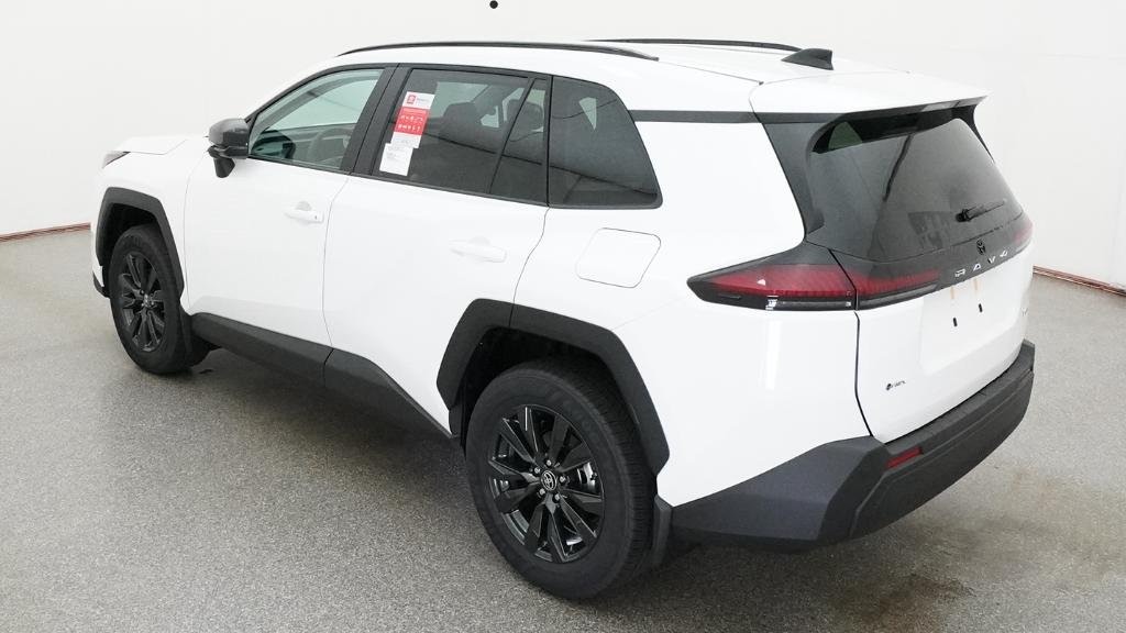 New 2026 Ice Cap Toyota XLE Premium image 10
