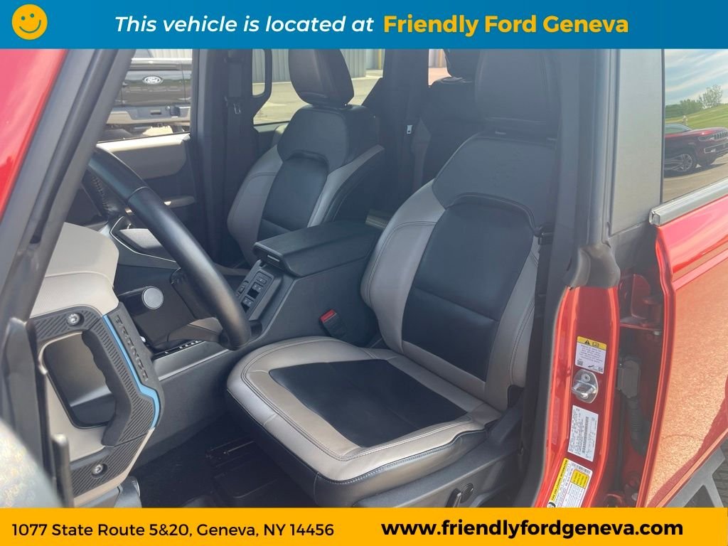 Used 2023 Red Ford Wildtrak image 13