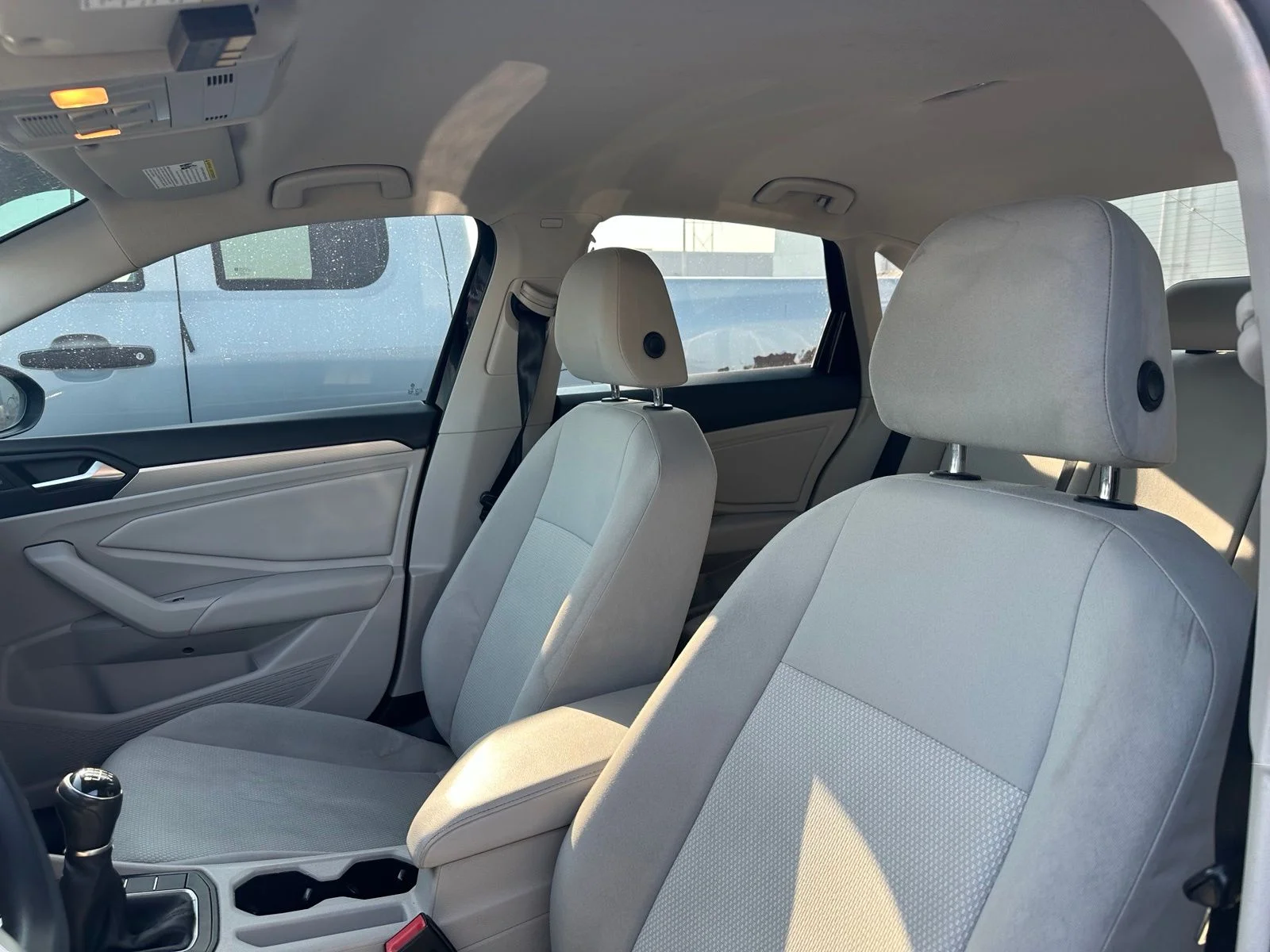 Used 2019 Black Volkswagen 1.4T S image 5