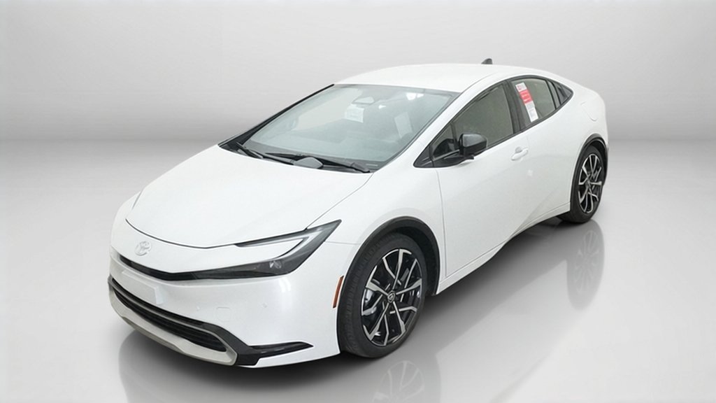 New 2026 Wind Chill Pearl Toyota XSE image 28