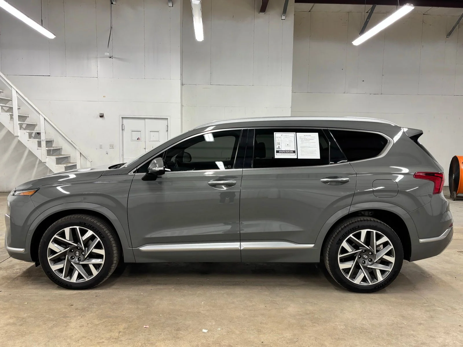 Used 2022 Gray Hyundai Calligraphy image 4