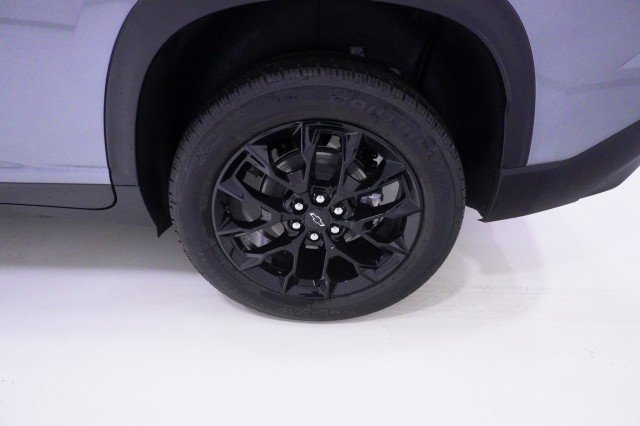New 2026 Sterling Gray Metallic Chevrolet LT image 11