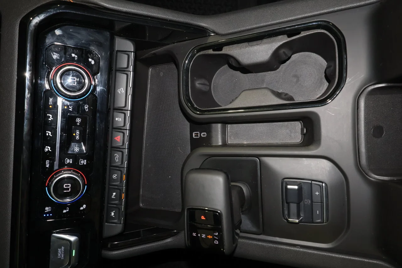 2025 GMC Sierra 1500 AT4 - Photo 17