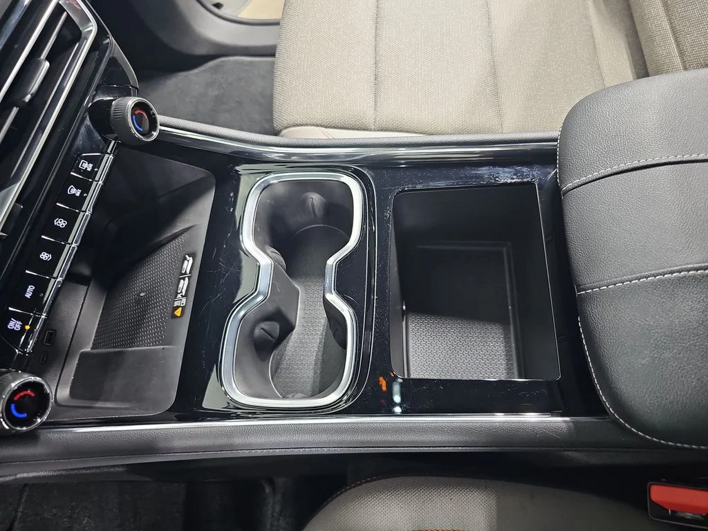 Certified Used 2025 White Chevrolet LT image 32