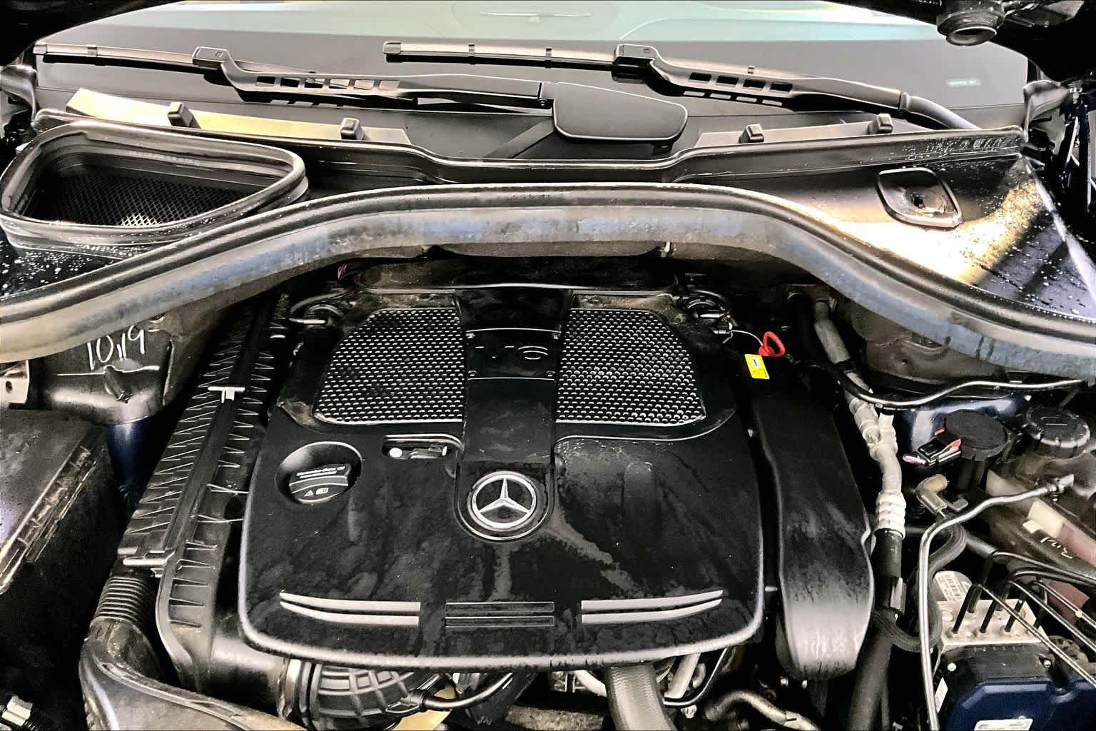 Used 2018 Lunar Blue Metallic Mercedes-Benz GLE 350 image 30