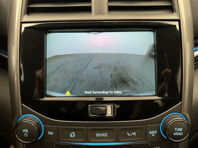Used 2013 Silver Chevrolet LT image 25