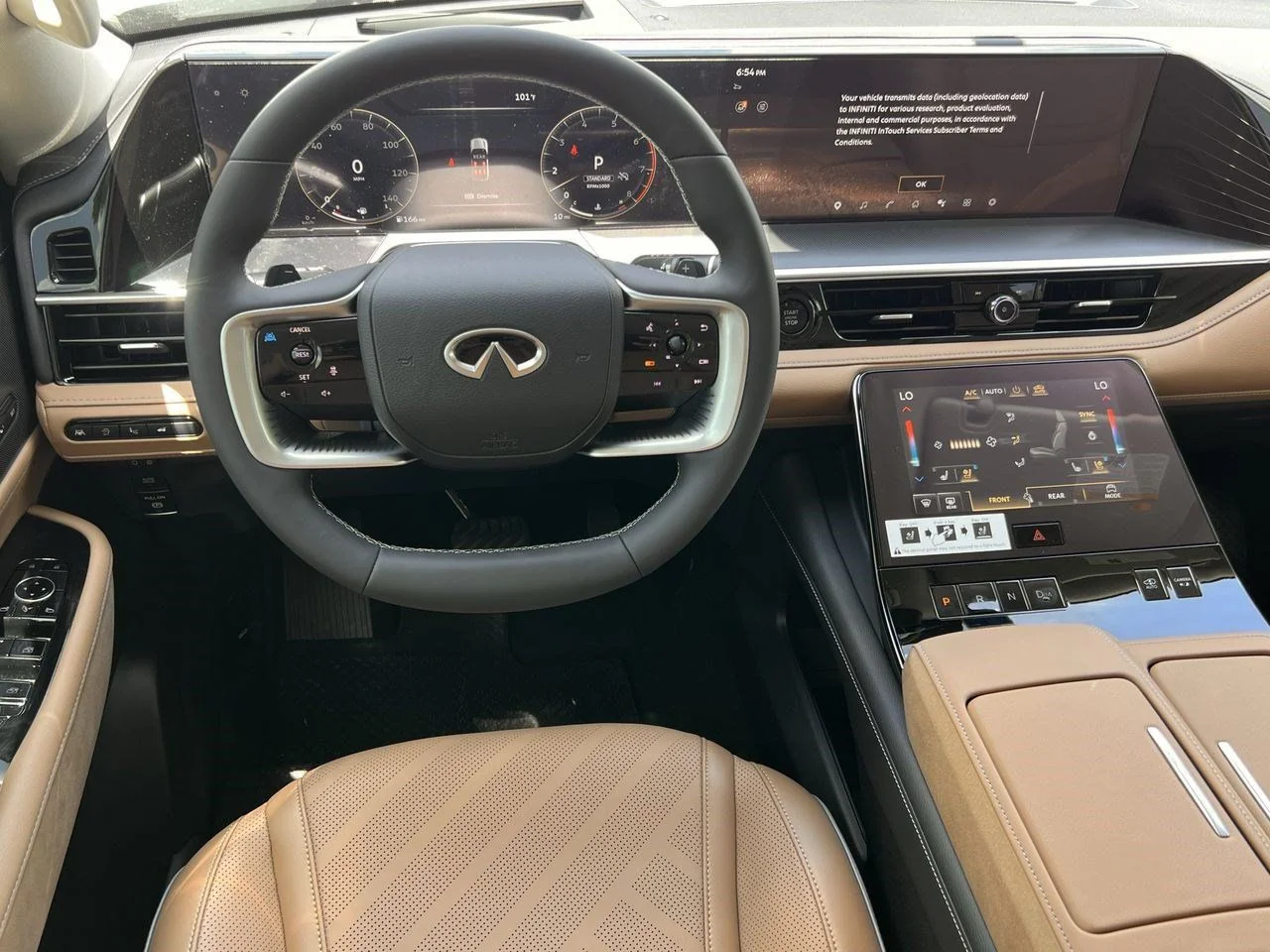New 2027 RADIANT WHITE INFINITI Luxe 2WD image 10