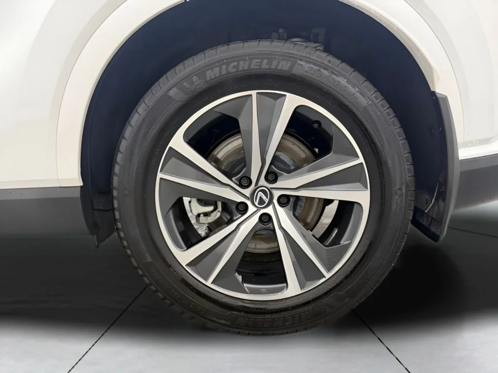 Used 2024 White Lexus 350h Premium image 24