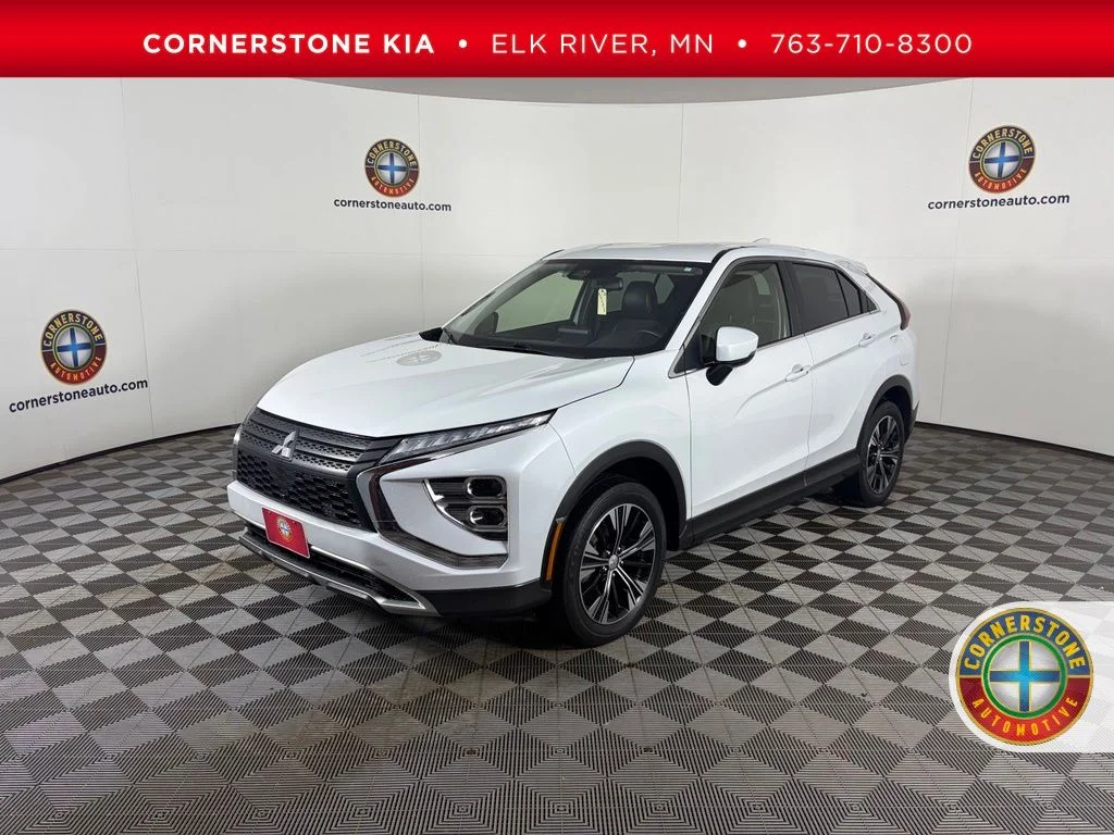 2022 Mitsubishi Eclipse Cross SE S-AWC's photo