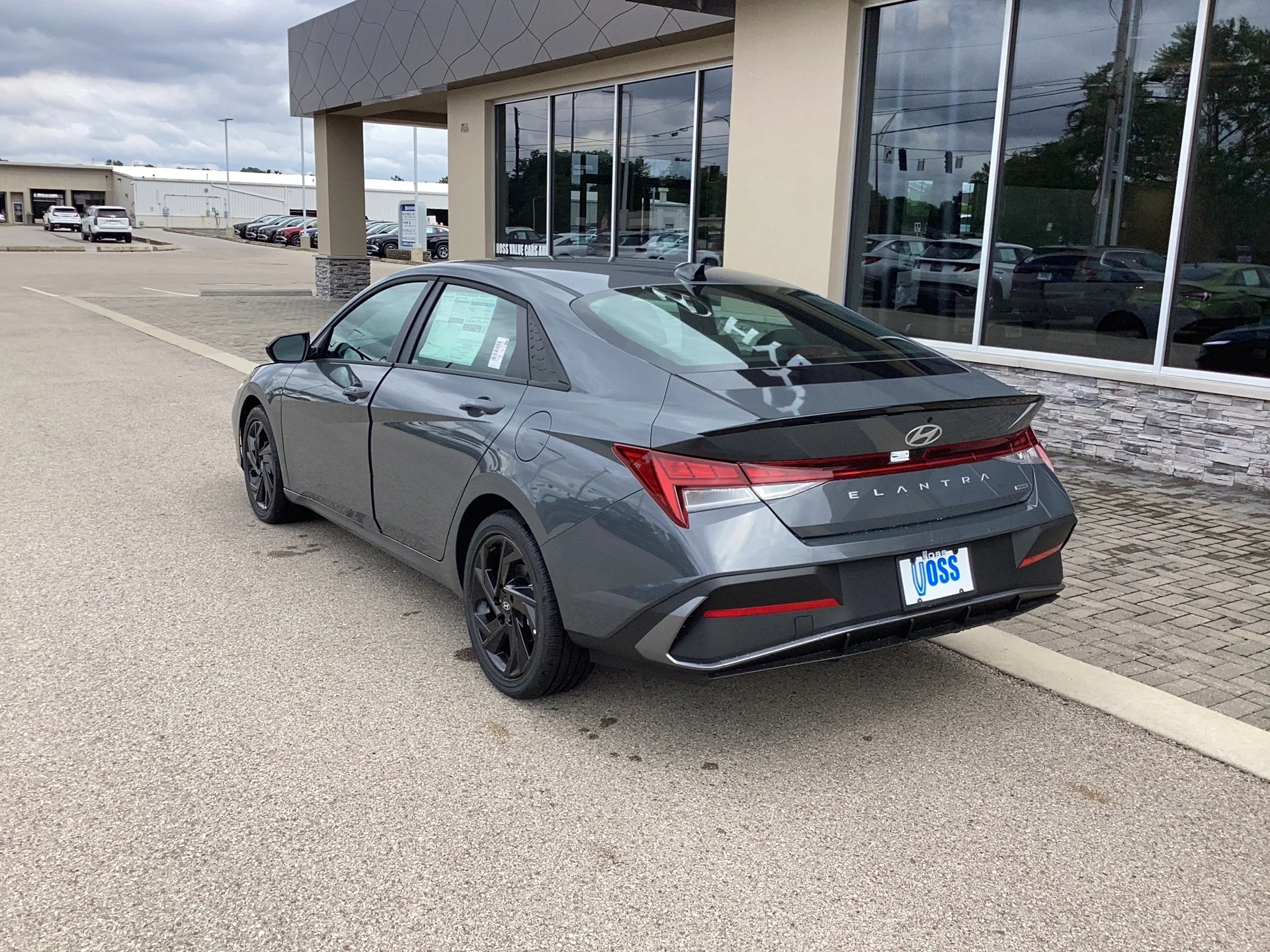 New 2026 Ecotronic Gray Pearl Hyundai SEL Sport image 10