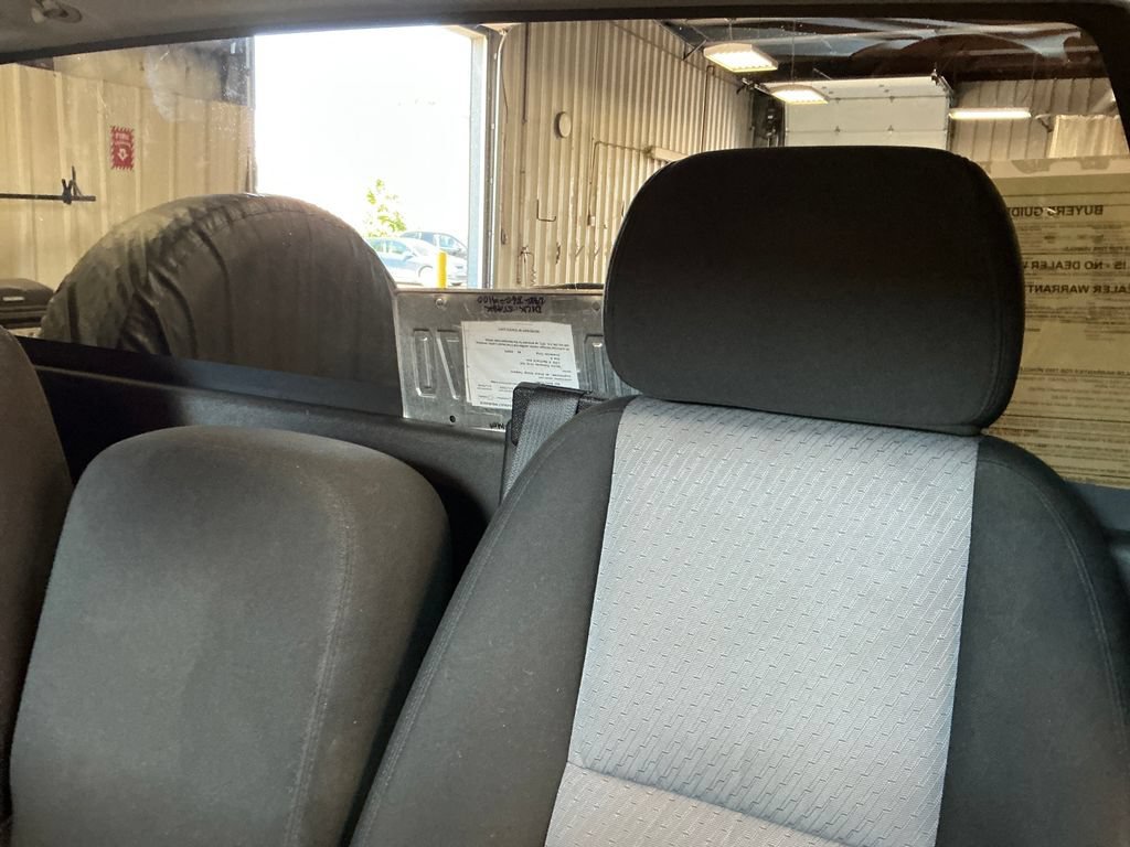 Used 2008 STEEL GRAY METALLIC GMC Work Truck image 26