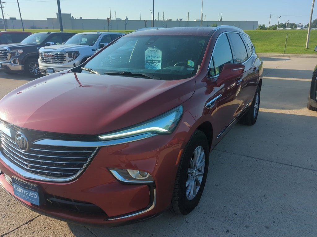 2024 Buick Enclave Premium photo 2