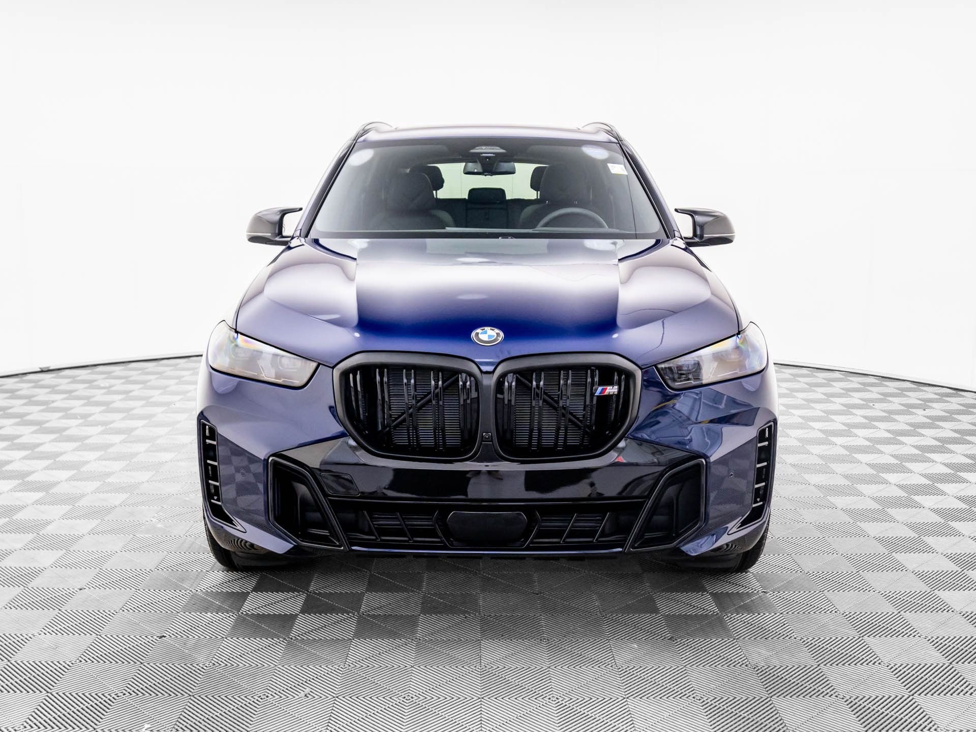 Used 2026 Tanzanite Blue II Metallic BMW M60i image 9