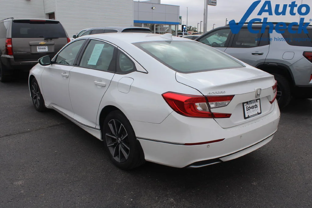 Used 2022 Platinum White Pearl Honda EX-L image 3