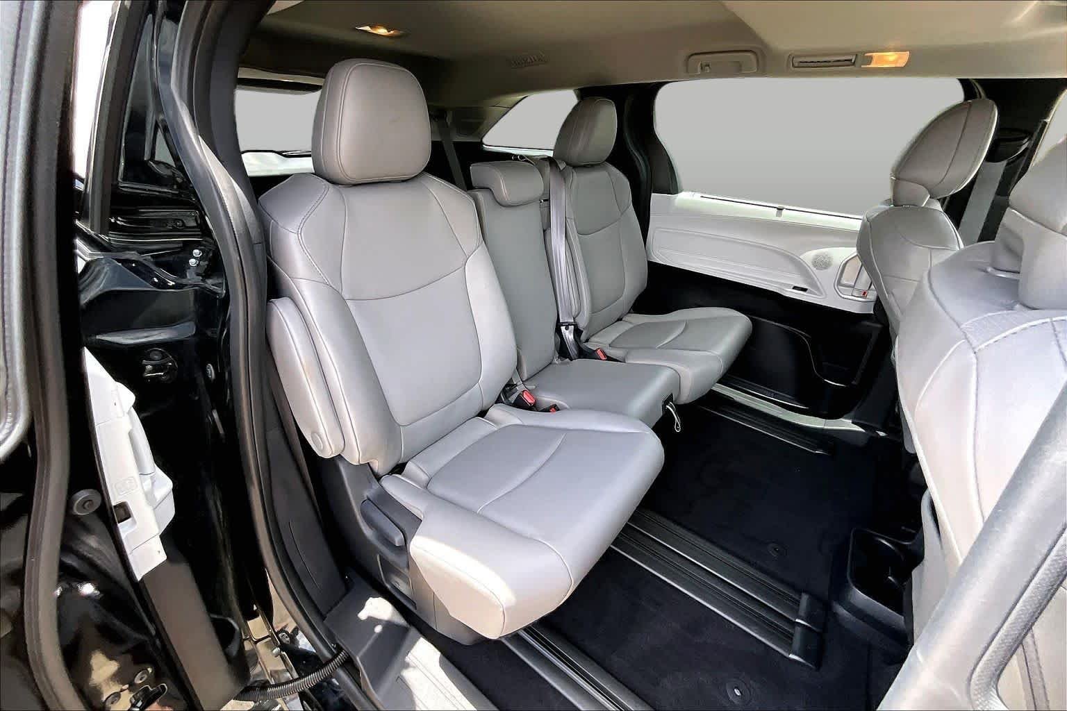 Used 2025 Midnight Black Metallic Toyota XLE image 20