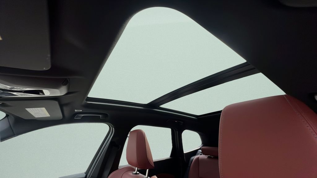 2026 BMW X1 28i - Photo 17