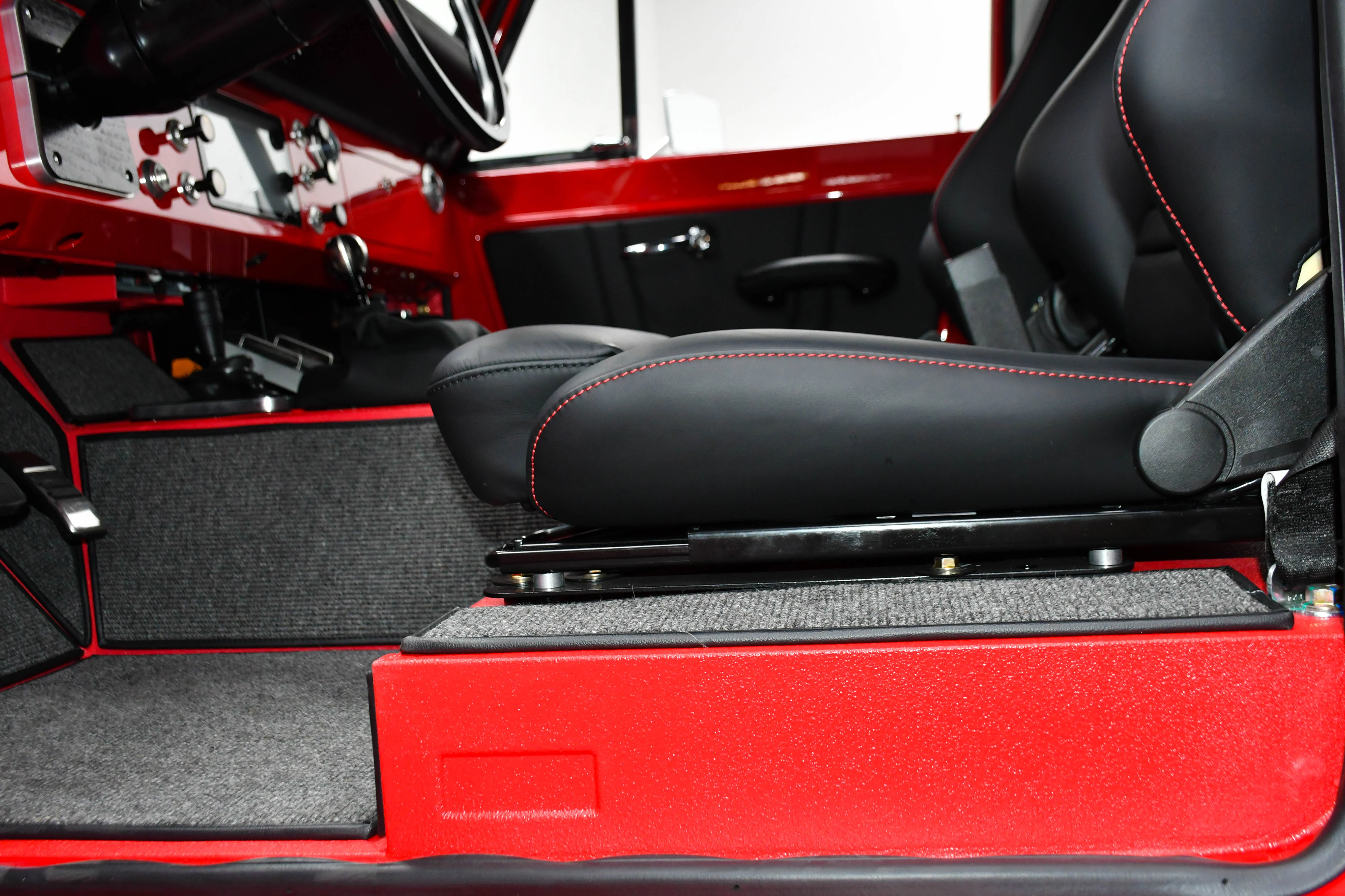 Used 1969 Pony up Red Ford Kindred Gameday Edition image 15