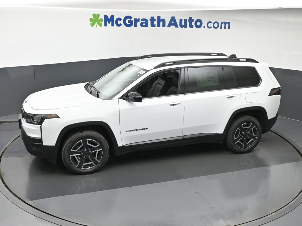 New 2026 Bright White Clear-Coat Exterior Paint Jeep Limited image 26