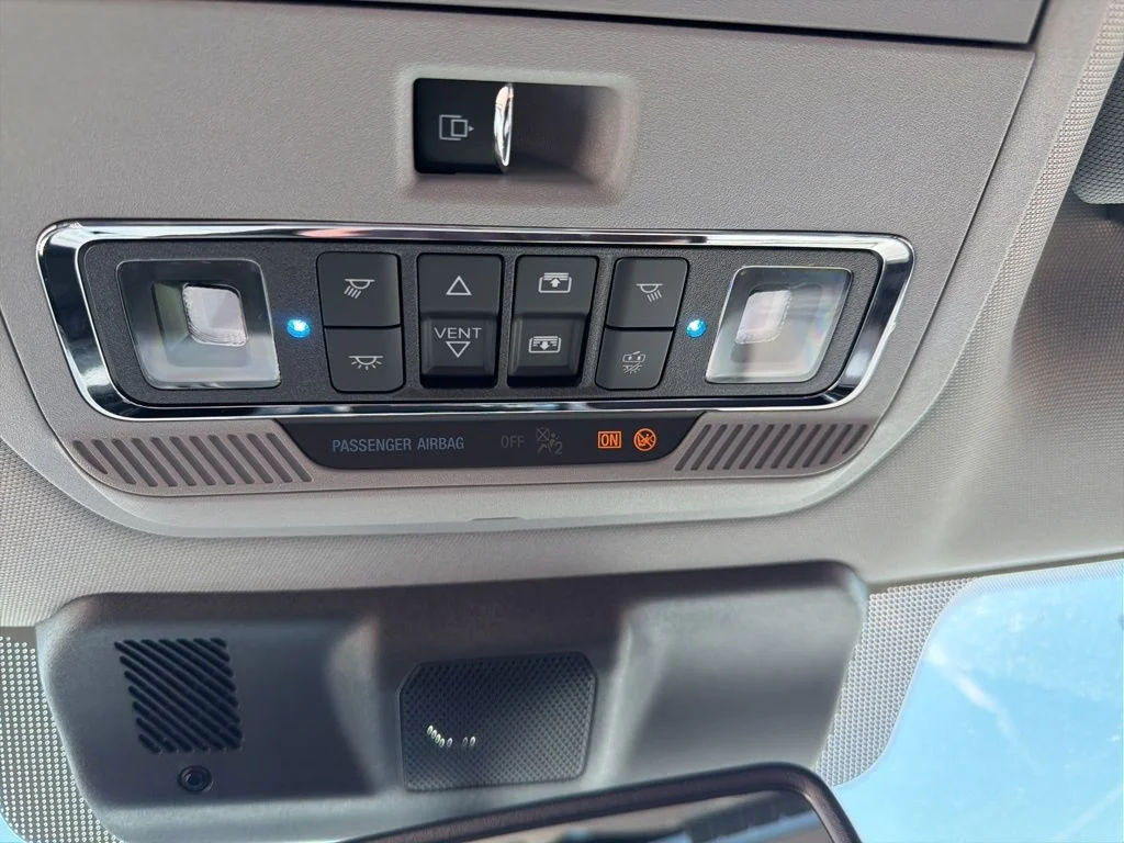 New 2026 Gray Ford Lariat image 19