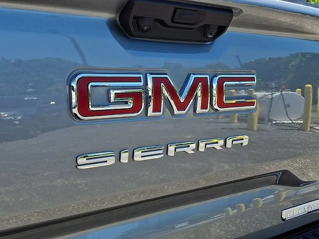 New 2026 Sterling Metallic GMC Elevation image 23