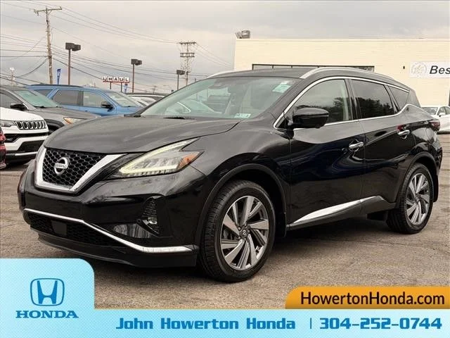 Used 2021 Black Nissan SL image 9