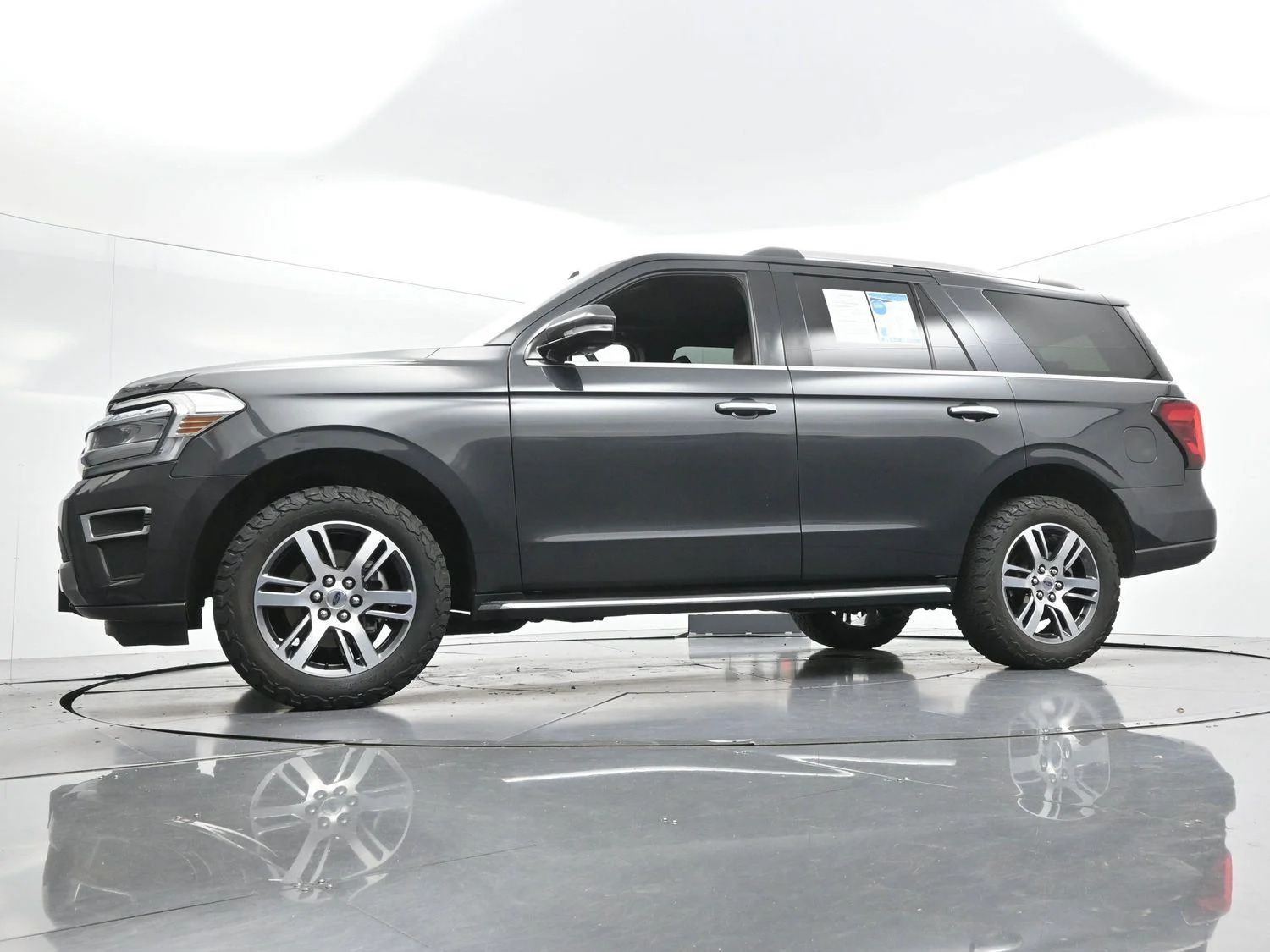 Used 2022 Dark Matter Gray Ford Limited image 55