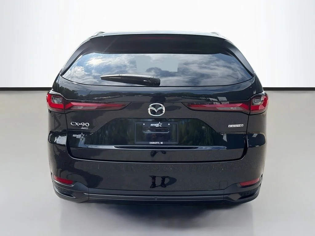 Certified Used 2025 Jet Black Mazda 3.3 Turbo Select image 6