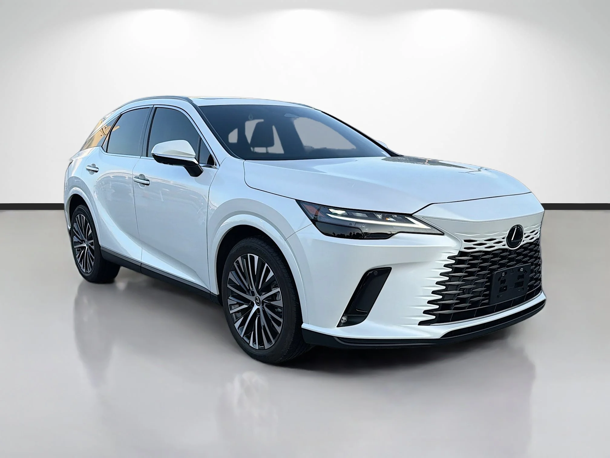Used 2023 Eminent White Pearl Lexus RX 350 Premium Plus image 1