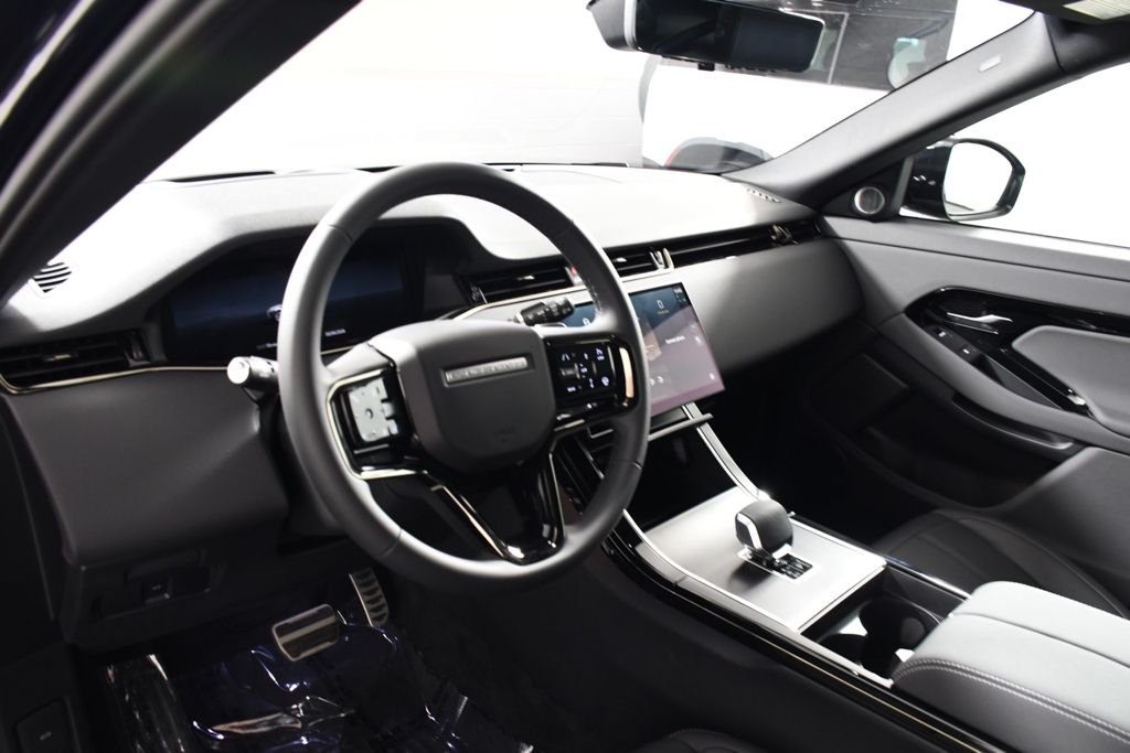New 2026 Santorini Blk Land Rover  image 12