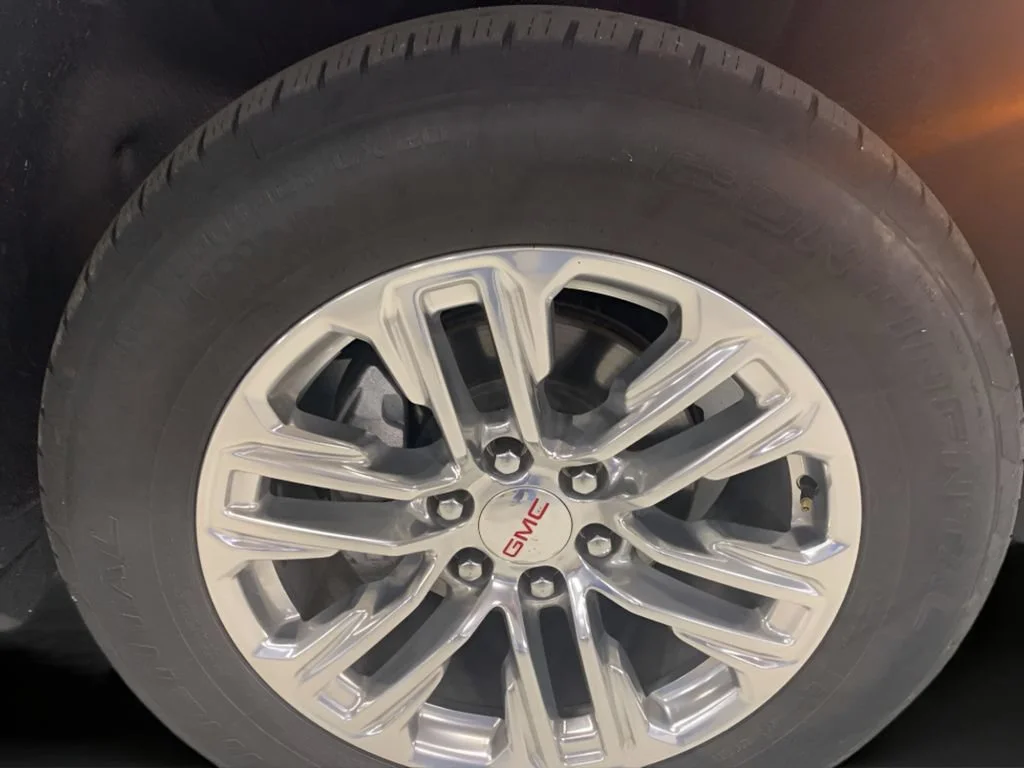 2023 GMC Yukon XL SLT - Photo 35