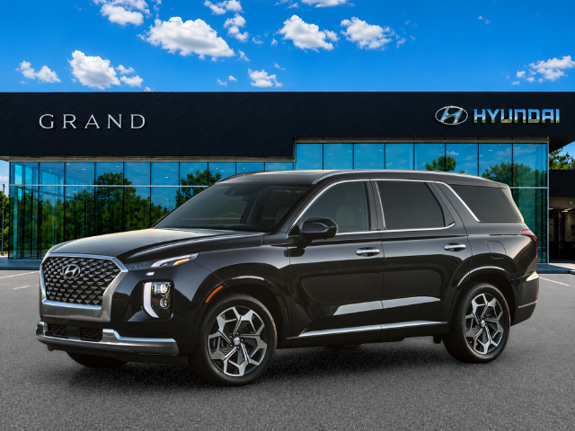 Used 2022 Green Hyundai Calligraphy image 1
