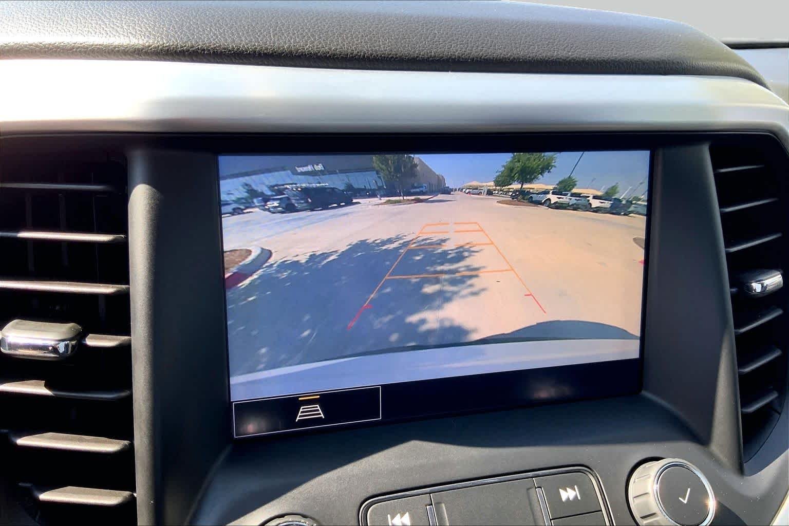 Used 2021 Summit White GMC SLT image 29