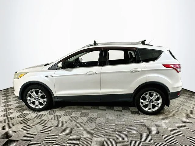 Pre-Owned 2016 Ford Escape Titanium