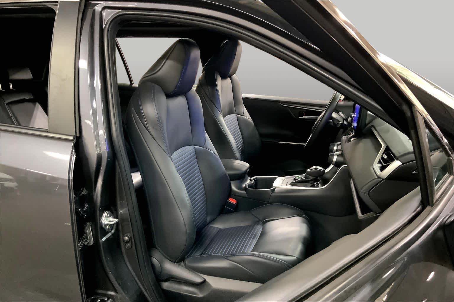 Used 2023 Magnetic Gray Metallic/Midnight Black Metallic Toyota Hybrid XSE image 9