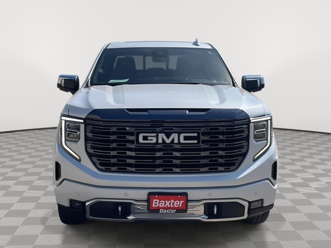Used 2023 White Frost Tricoat GMC Denali Ultimate image 8