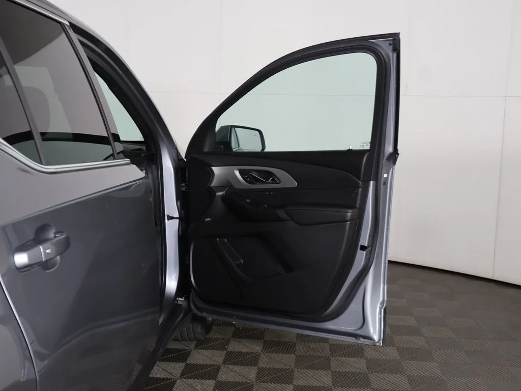 Used 2023 Gray Chevrolet LT image 20