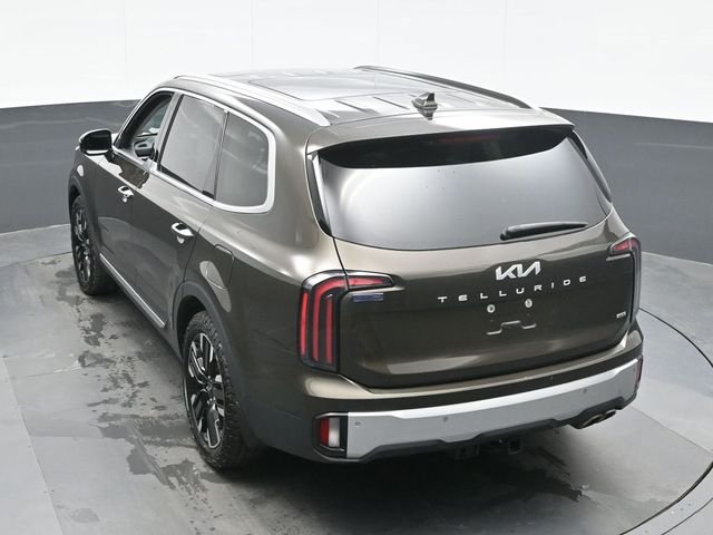 Used 2024 Green Kia SX-Prestige image 10