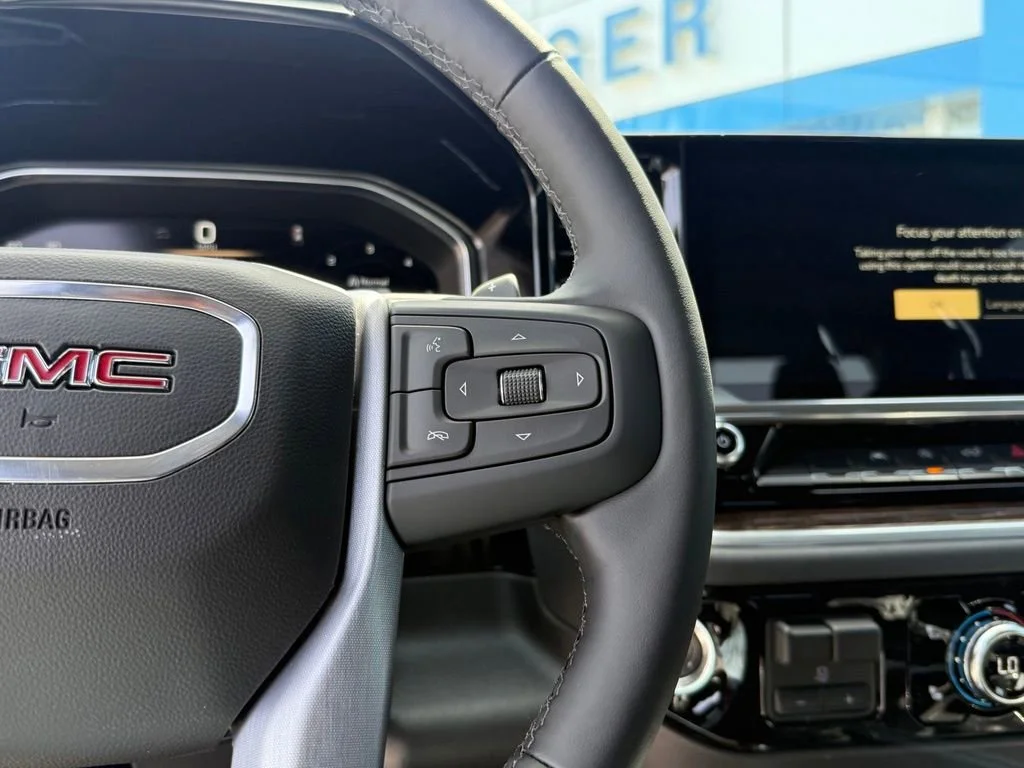 New 2026 Sterling Metallic GMC Elevation image 21