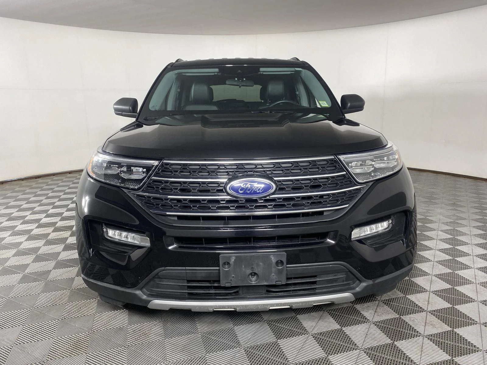 Used 2023 Agate Black Ford XLT image 12