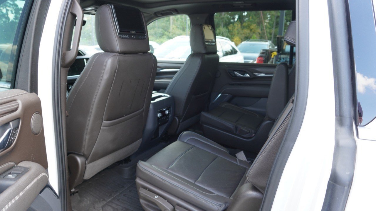 Used 2021 White GMC Denali image 11