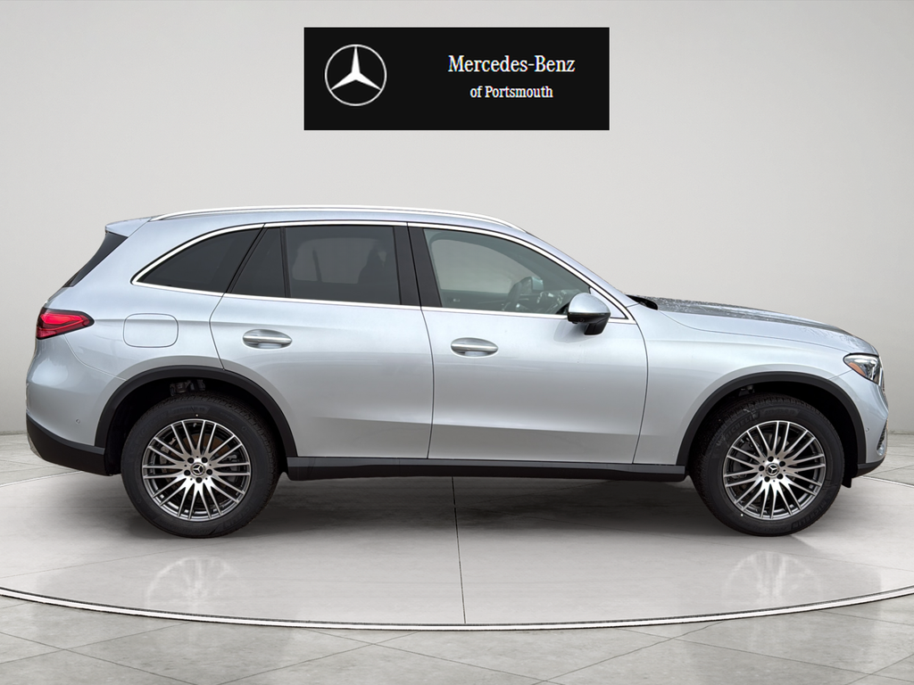 Used 2026 Silver Mercedes-Benz GLC 300 image 6