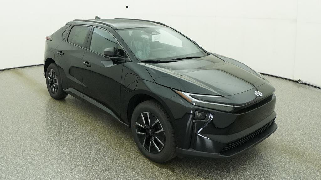 New 2026 Midnight Black Metallic Toyota XLE image 10